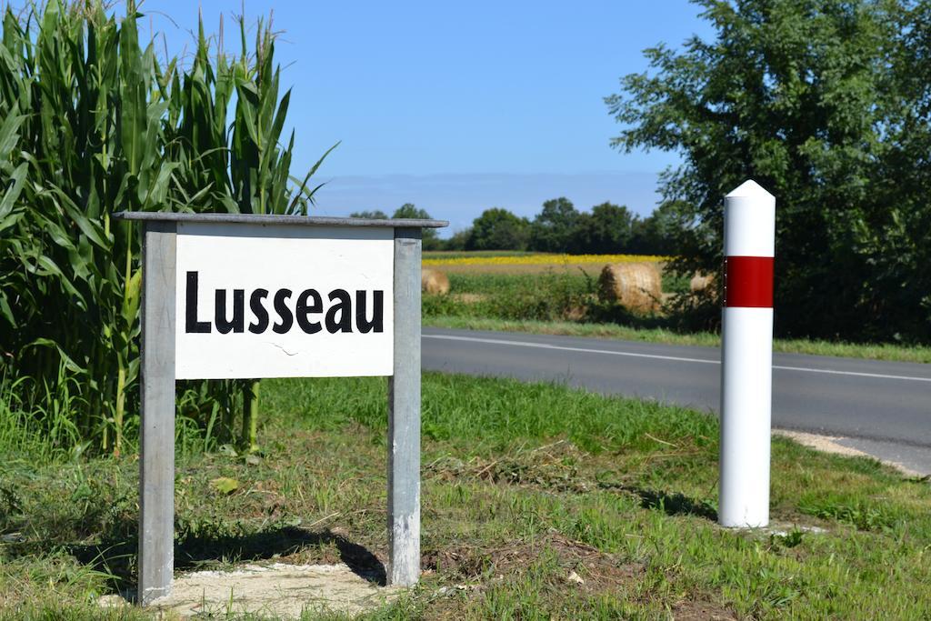 Bed and Breakfast Le Moulin de Lusseau à Chef-Boutonne Extérieur photo