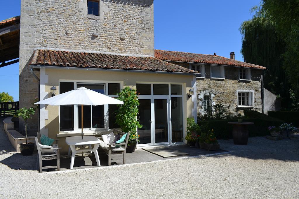 Bed and Breakfast Le Moulin de Lusseau à Chef-Boutonne Extérieur photo