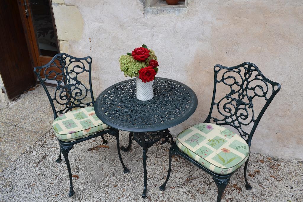 Bed and Breakfast Le Moulin de Lusseau à Chef-Boutonne Chambre photo